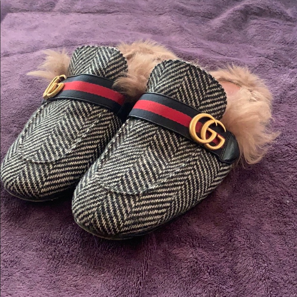 Gucci wool loafers